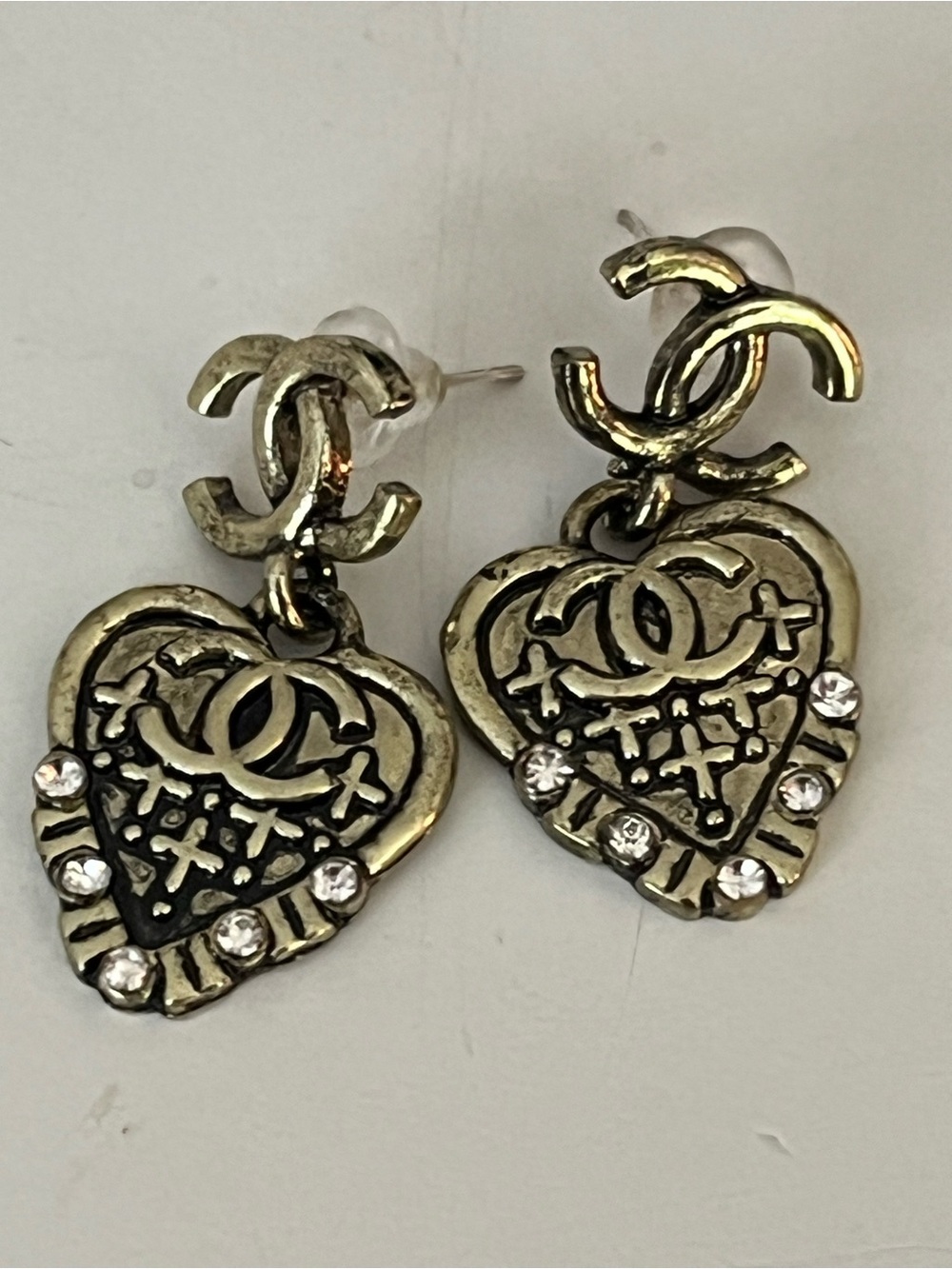 Beautiful CC Heart Vintage style Earrings